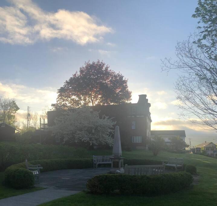 Elegant 2Br Apt W 2 Bathrooms In Historic Hamlet By Berkshires & Hudson Valley, Walk To Restaurants Hillsdale Kültér fotó